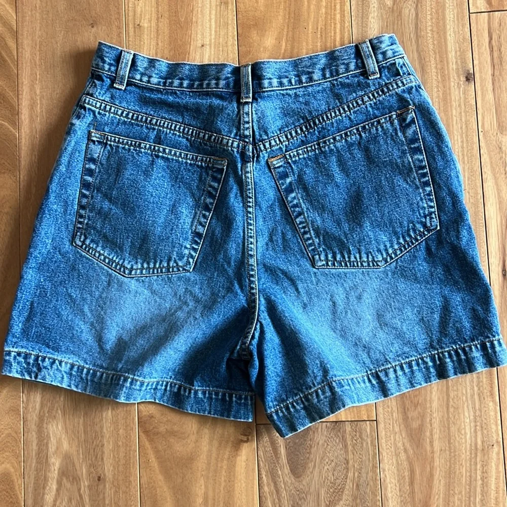 Vintage Banana Republic Denim Shorts - Picture 2 of 6
